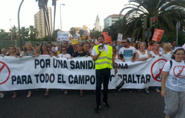 Más de 15.000 personas se manifiestan en Algeciras "por una sanidad digna" para el Campo de Gibraltar