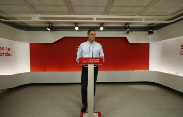 Militantes en Pie pide en Castellón "lealtad" a los cargos PSOE hacia el secretario general, Pedro Sánchez
