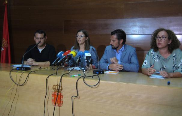 Oposición, dispuesta a "desalojar" al PP del Ayuntamiento, advierte que la moción de censura está "más cerca que nunca"
