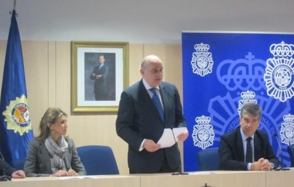 Interior justifica por prevención que el exministro Fernández Díaz y la exdelegada en Cataluña sigan con coche oficial