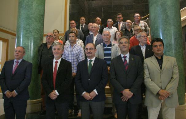 El presidente de Aragón rubrica el acuerdo político con los 21 ayuntamientos que formarán la Comarca Central