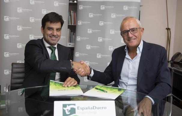 EspañaDuero y Agrocesa firman un acuerdo para financiar en condiciones especiales explotaciones de ganado porcino