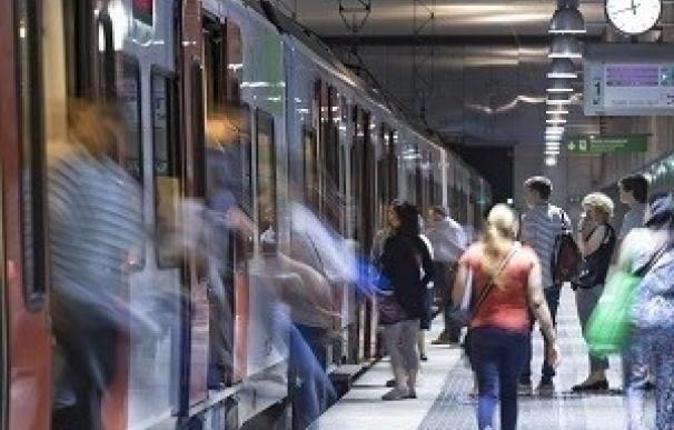 FGC ofrecerá servicio ininterrumpido de trenes durante el fin de semana de la Mercè