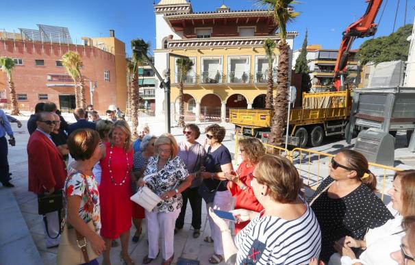 El Ayuntamiento de Marbella retira las islas ecológicas de la plaza de Divina Pastora