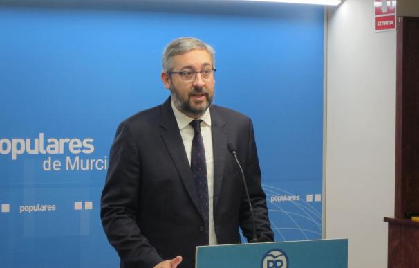 Víctor Martínez (PP): "Pedro Antonio Sánchez ha hecho un ejercicio de honestidad y demuestra que cumple su palabra"