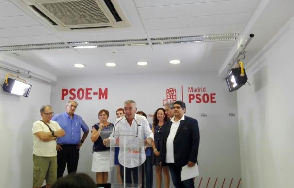 El precandidato a las primarias del PSOE-M Manuel Lucas ofrece su apoyo a Juan Lobato