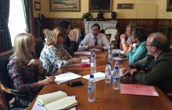 Polanco plantea al Consejo del Diálogo Social la congelación de impuestos y tasas en Palencia en 2018