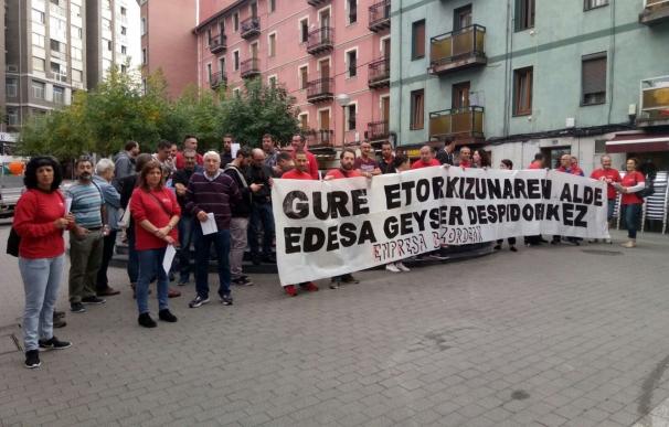 Trabajadores de Edesa piden en Basauri (Bizkaia) implicación de las instituciones para evitar su cierre