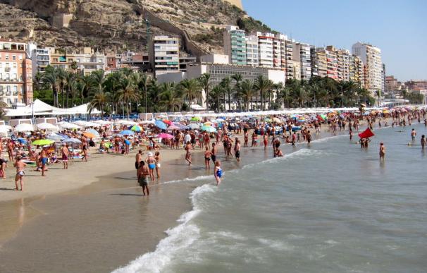 Localizan el cadáver del bañista desaparecido en la playa El Postiguet