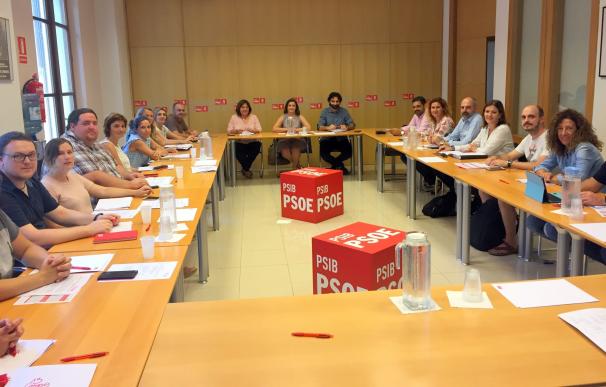 Garrido acusa al PP de "no querer diálogo" para "utilizar la crisis en Cataluña para ganar votos"