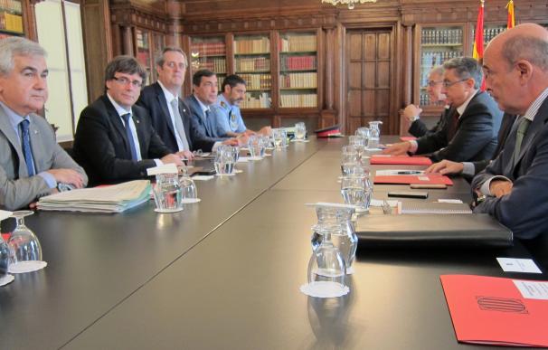 Empieza la Junta de Seguridad de Cataluña con Puigdemont y el 'número 2' de Interior