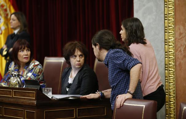 Los miembros de Podemos en la Mesa de Congreso elevan queja al Gobierno por la protesta contra su asamblea de Zaragoza