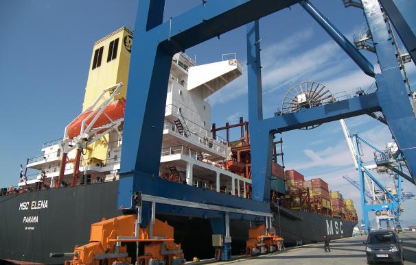 El tráfico de mercancías en los puertos crece un 7,5% en mayo pese al conflicto de la estiba