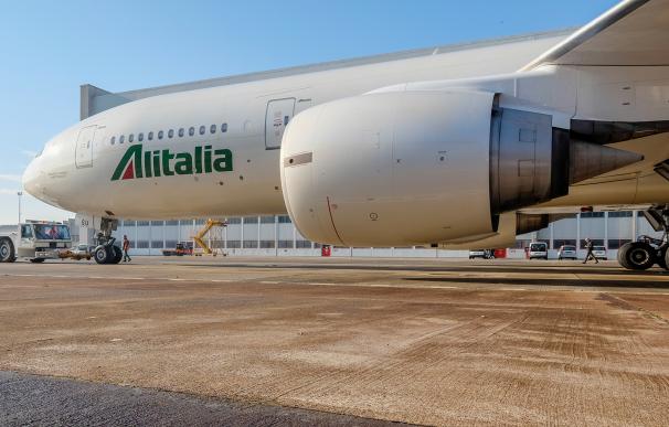 Concluye el plazo para presentar ofertas no vinculantes por la aerolínea Alitalia