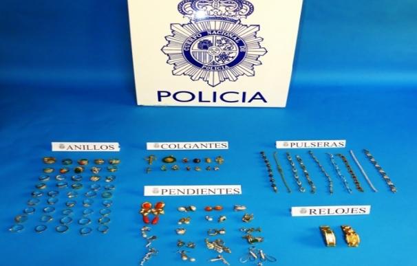 A prisión un varón acusado de robar joyas valoradas en 50.000 euros tras escalar una vivienda
