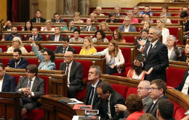 El Parlament aprueba el embrión de una "Seguridad Social" catalana
