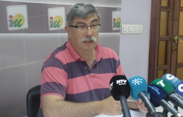 Juan Manuel Arazola dimite como coordinador local de IU en Huelva pero seguirá como concejal en el Ayuntamiento