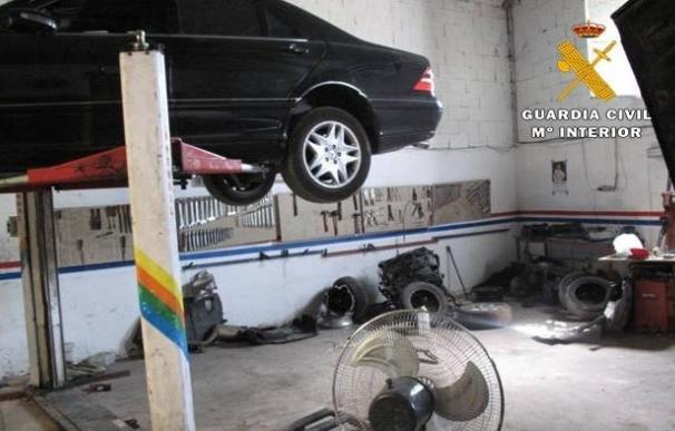 Localizan un taller mecánico clandestino en Albacete al que podrían multar con 500.000 euros