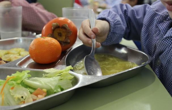 Los niños murcianos comen menos fruta y verdura de la recomendada, según un estudio