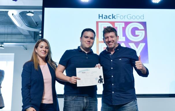Alumnos de la UCAM, primer premio nacional por una aplicación que detecta el CiberBullying en redes sociales