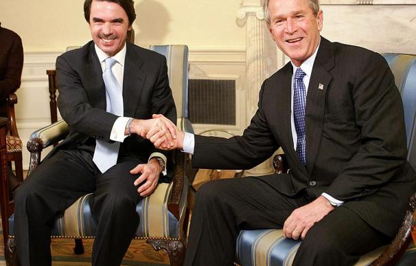 Aznar y Bush coinciden en que se mantenga "firmeza" frente al régimen cubano