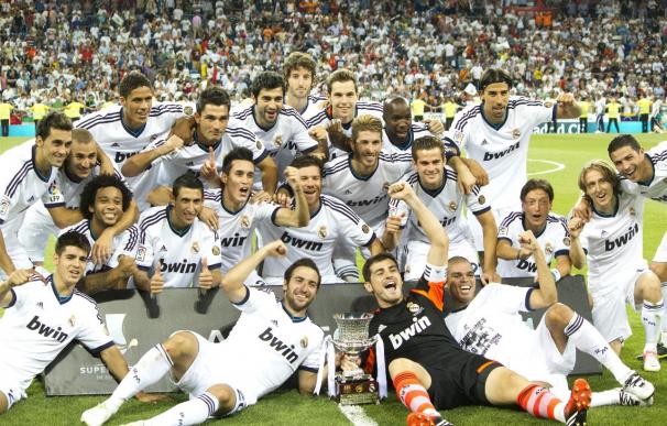 Un Madrid 'Supercampeón' se reconcilia con la afición