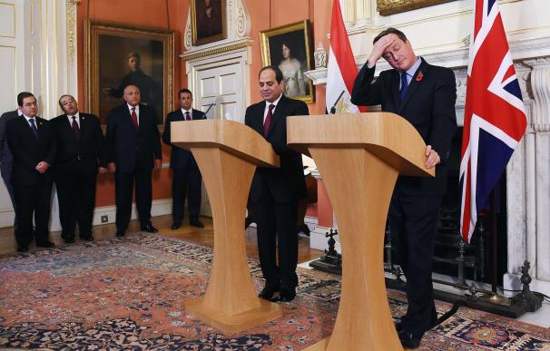 El primer ministro británico y el presidente egipcio sostuvieron una reunión no exenta de tensiones.