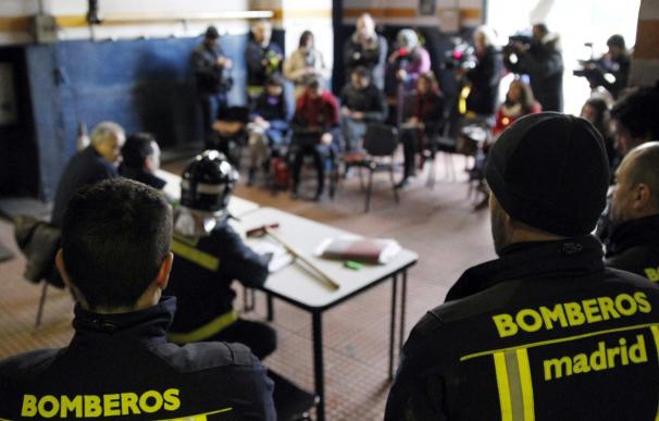 Los bomberos de Madrid acusan a la Policía de perseguirles para dañar su imagen