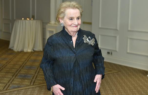 La exsecretaria de Estado, Madeleine Albright, fue educada como católica y después se convirtió en episcopaliana.