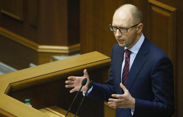 Yatseniuk asume la jefatura del nuevo Gobierno de Ucrania