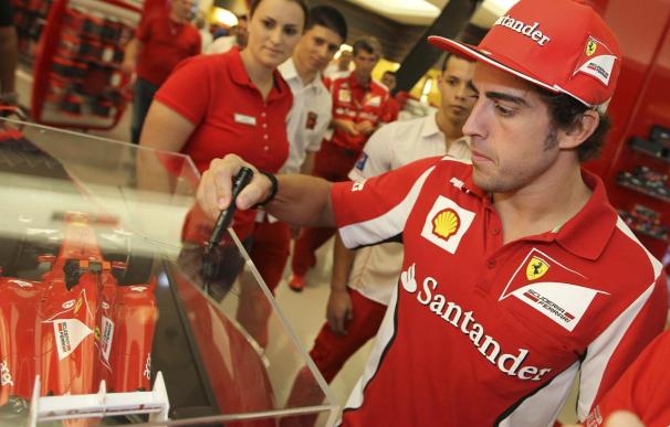 Alonso busca revertir la dinámica con Vettel para seguir vivo en el Mundial