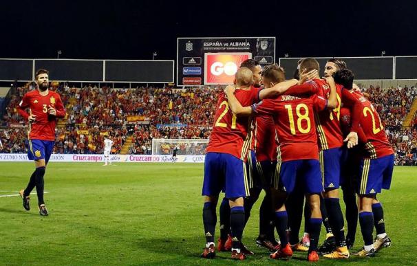 Celebración del primer gol de España ante Albania
