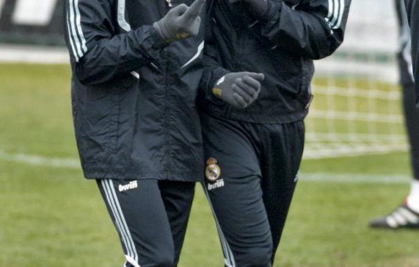 Arbeloa y Albiol viajan a Los Ángeles para unirse a la pretemporada del Real Madrid