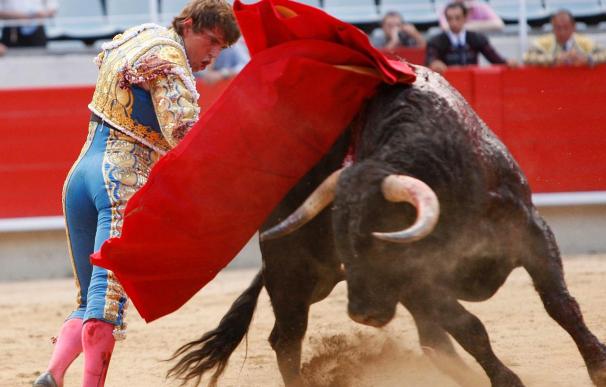 Tendero reivindica "la Fiesta" en Barcelona indultando un toro de Valdefresno