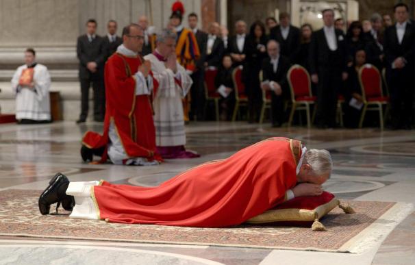 El papa Francisco reconoce la existencia de "papas pecadores" en la Iglesia Católica