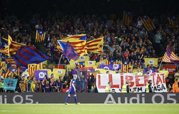 El Barcelona da una alegría a la afición con una victoria cómoda ante el colista