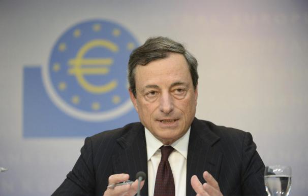 Draghi se muestra favorable a publicar las actas de las reuniones del BCE