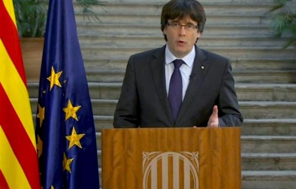 Imagen de television facilitada por la Generalitat de Cataluña del presidente cesado, Carles Puigdemont