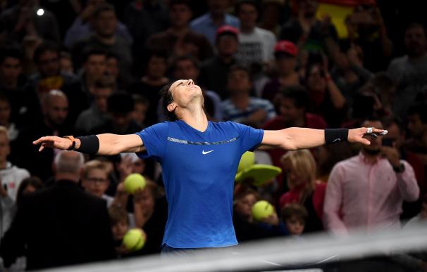 El tenista español Rafael Nadal celebra su victoria ante el coreano Hyeon Chung (EFE/CHRISTOPHE PETIT TESSON)