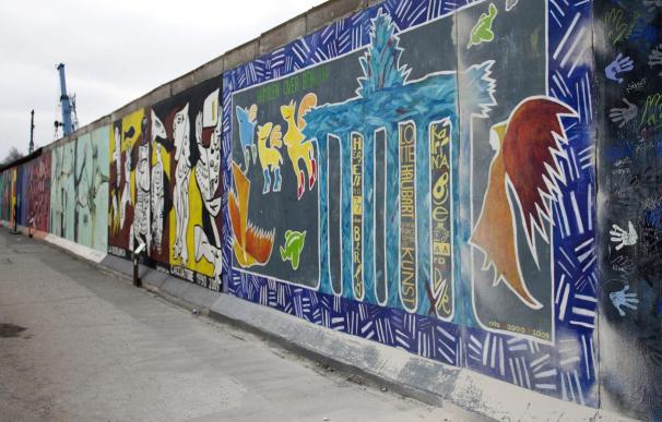 La mitad de los alemanes no recuerda cuándo se construyó el Muro de Berlín