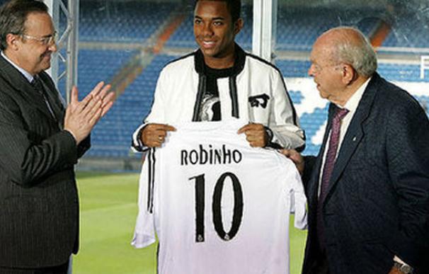 Robinho, durante su presentación con el Real Madrid.