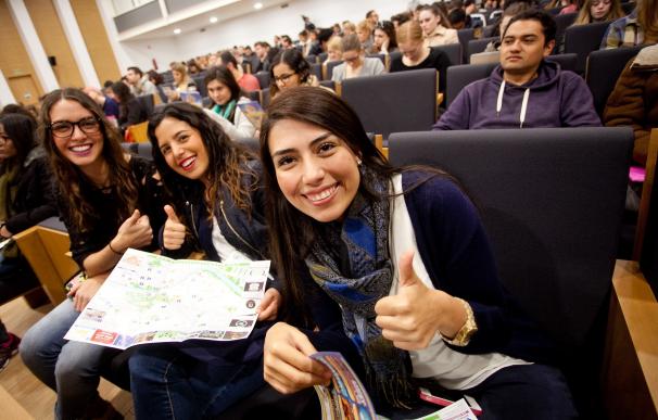 La Eurocámara pide aumentar dotación del programa Erasmus y un acuerdo para mantener intercambios con Reino Unido