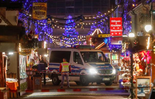 Alerta terrorista: Alemania extrema la seguridad en los mercados navideños