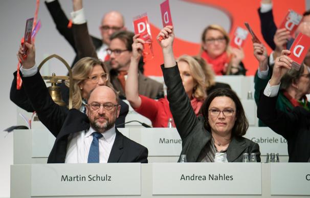 Martin Schulz y Andrea Nahles durante el congreso federal del partido en Berlín
