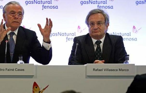 Fainé y Villaseca en la junta de Gas Natural.