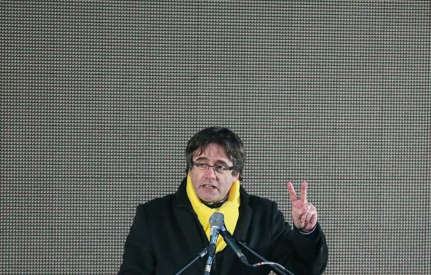 Carles Puigdemont durante la manifestación independentista que se celebró en Bruselas