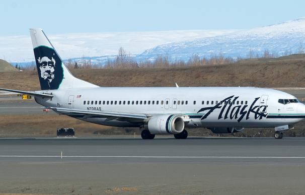 Fotografía de un avión de Alaska Airlines.