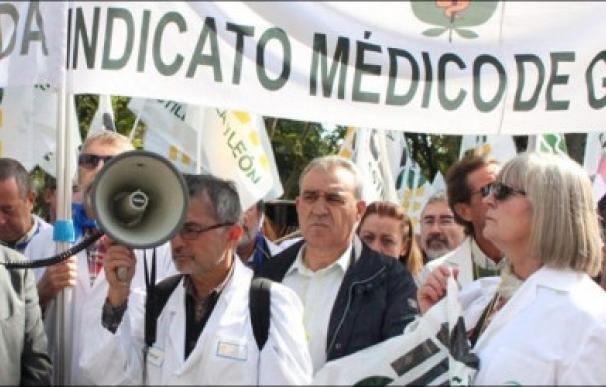 La Confederación Estatal de Sindicatos Médicos convoca una manifestación el 21 de marzo.