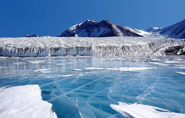 El agua del mar acelera la fusión del glaciar Totten de la Antártida. Foto: OE Mastroianni, National Science Foundation