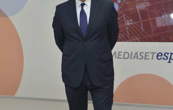 Mediaset ofrece los Informativos de Pedro Piqueras para entrevistas individuales a los líderes